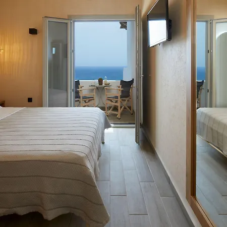 Acropole Sunrise Aparthotel Kamári